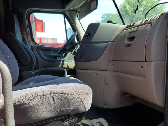 3AKJGHDV7GSHE2906 - 2016 FREIGHTLINER CASCADIA 113 RED photo 5