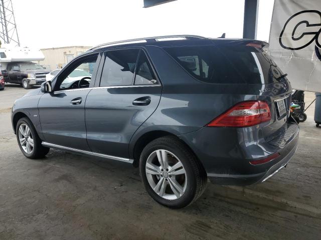 4JGDA5HB0CA036699 - 2012 MERCEDES-BENZ ML 350 4MATIC GRAY photo 2