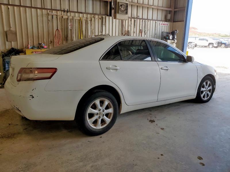 4T1BF3EK4BU586616 - 2011 TOYOTA CAMRY BASE Սպիտակ լուսանկար 3