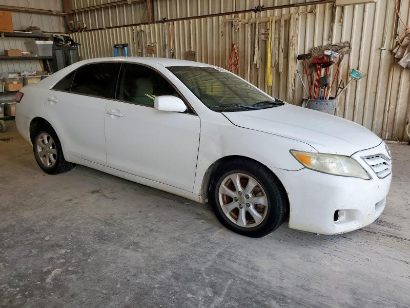 4T1BF3EK4BU586616 - 2011 TOYOTA CAMRY BASE Սպիտակ լուսանկար 4