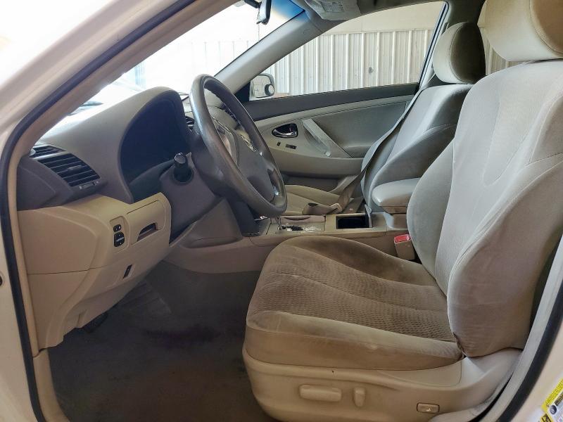 4T1BF3EK4BU586616 - 2011 TOYOTA CAMRY BASE Սպիտակ լուսանկար 7