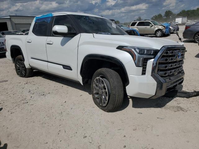 5TFNC5DB6RX051433 - 2024 TOYOTA TUNDRA CREWMAX PLATINUM Weiß Foto 4