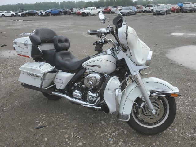 1HD1FC4157Y707127 - 2007 HARLEY-DAVIDSON FLHTCUI WHITE photo 1