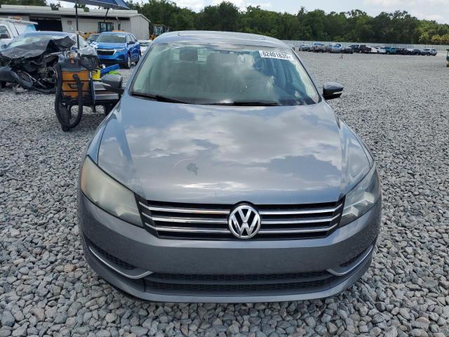 1VWBH7A35DC010222 - 2013 VOLKSWAGEN PASSAT SE GRAY photo 5