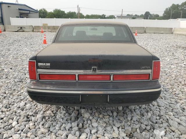1LNLM81W0VY713925 - 1997 LINCOLN TOWN CAR EXECUTIVE BLACK photo 6