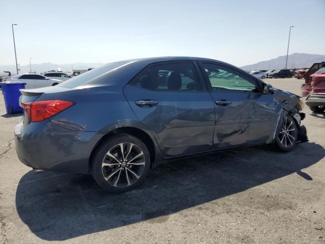 2T1BURHE1KC199618 - 2019 TOYOTA COROLLA L BLUE photo 3