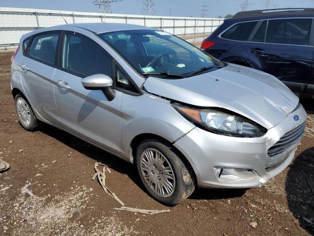 3FADP4TJ9FM181944 - 2015 FORD FIESTA S SILVER photo 4