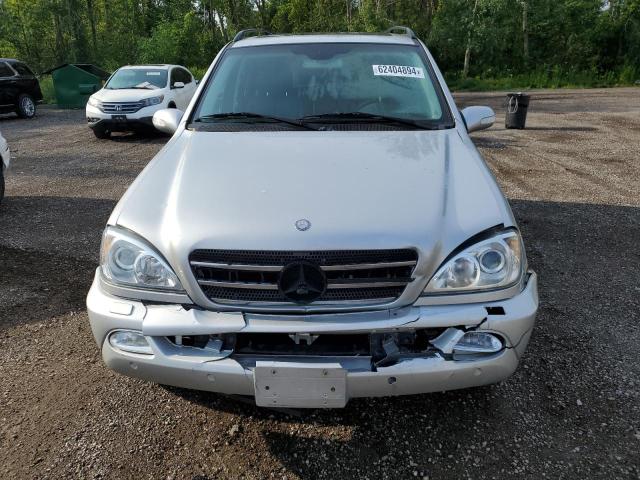 4JGAB75E02A359885 - 2002 MERCEDES-BENZ ML 500 SILVER photo 5