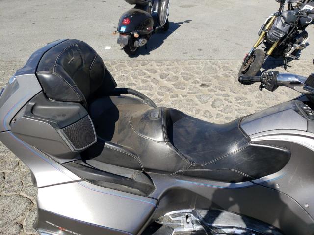 2BXNBDD10EV002362 - 2014 CAN-AM SPYDER ROA RT GRAY photo 6