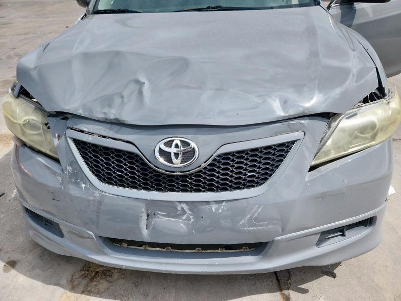 4T1BK46K58U562379 - 2008 TOYOTA CAMRY LE GRAY photo 11