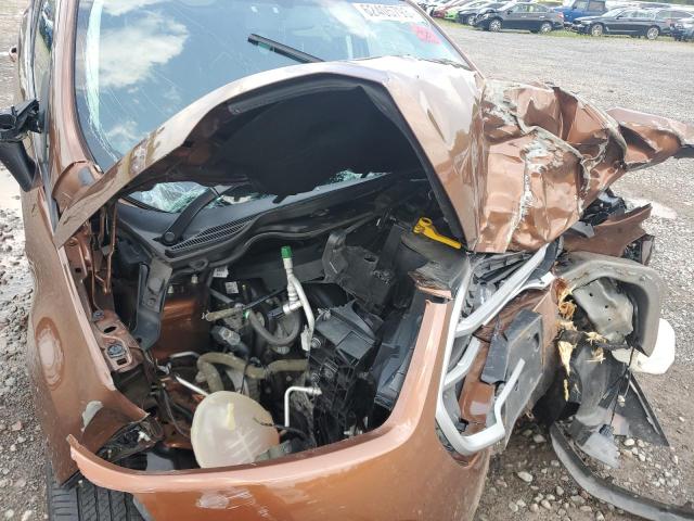 MAJ6S3GL1KC276796 - 2019 FORD ECOSPORT SE Marrón foto 12