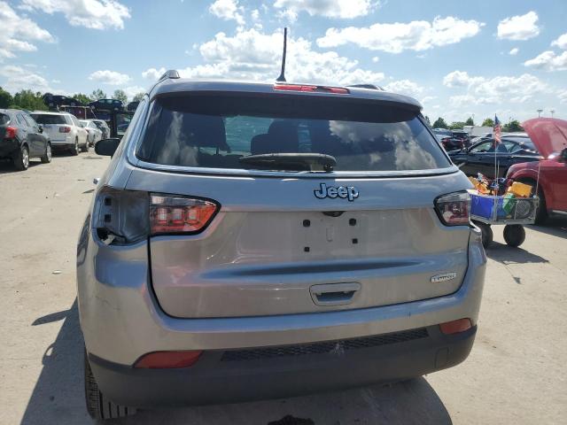 3C4NJCBB8JT503203 - 2018 JEEP COMPASS LATITUDE ვერცხლისფერი ფოტო 6