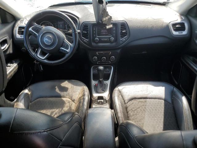 3C4NJCBB8JT503203 - 2018 JEEP COMPASS LATITUDE ვერცხლისფერი ფოტო 8