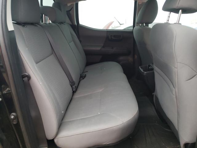 5TFCZ5AN6JX123269 - 2018 TOYOTA TACOMA DOUBLE CAB შავი ფოტო 6