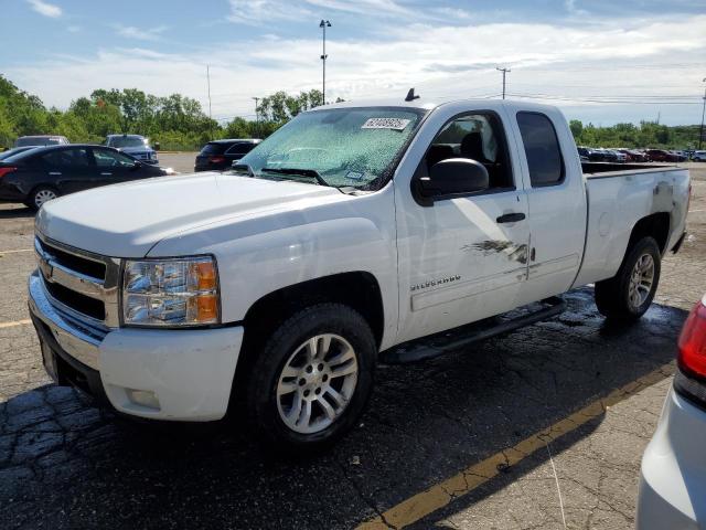 2011 CHEVROLET SILVERADO C1500 LT, 