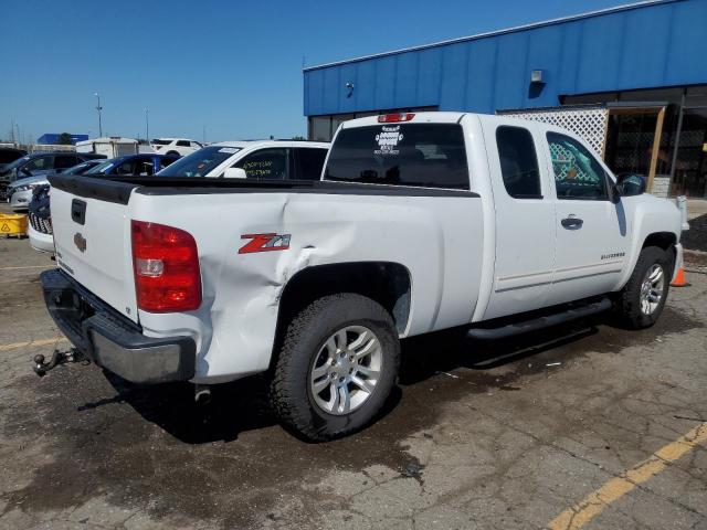 1GCRCSE00BZ301711 - 2011 CHEVROLET SILVERADO C1500 LT 白色 照片 3