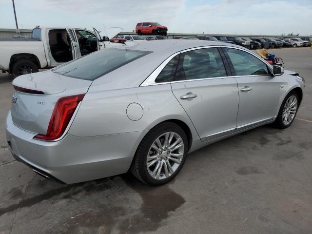 2G61M5S37K9125036 - 2019 CADILLAC XTS LUXURY SILVER photo 3