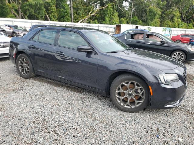 2C3CCAGG9FH899480 - 2015 CHRYSLER 300 S CHARCOAL photo 4