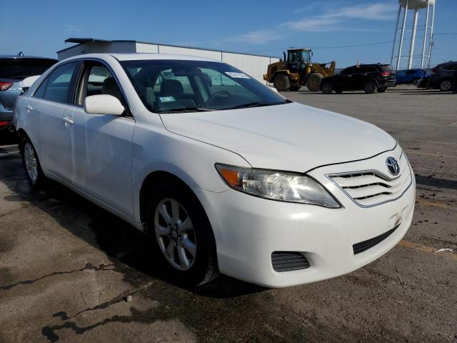 4T4BF3EK4BR138088 - 2011 TOYOTA CAMRY BASE WHITE photo 4