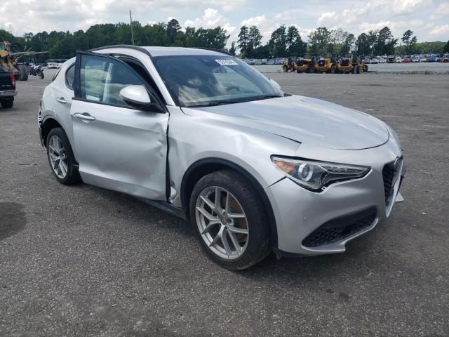 ZASFAKNN3J7B83028 - 2018 ALFA ROMEO STELVIO TI SPORT SILVER photo 4
