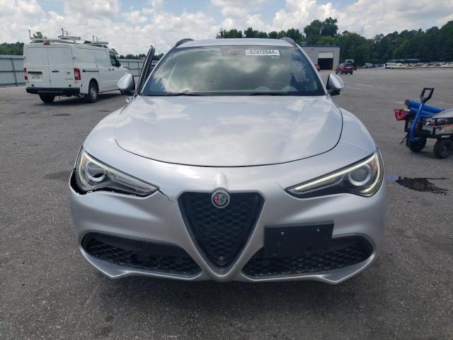 ZASFAKNN3J7B83028 - 2018 ALFA ROMEO STELVIO TI SPORT SILVER photo 5
