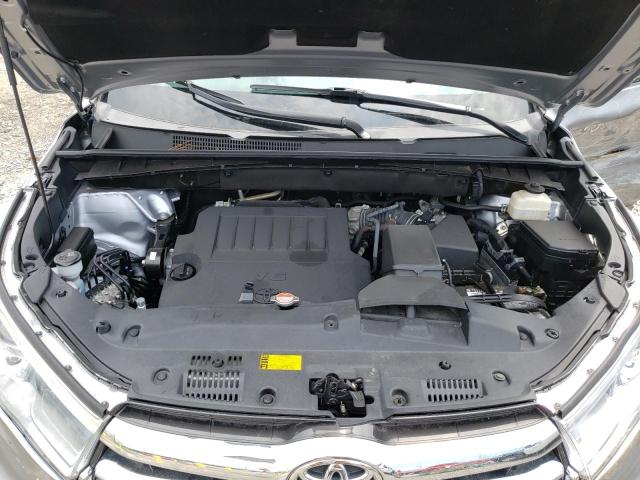 5TDKKRFH6GS503530 - 2016 TOYOTA HIGHLANDER XLE Արծաթագույն լուսանկար 12