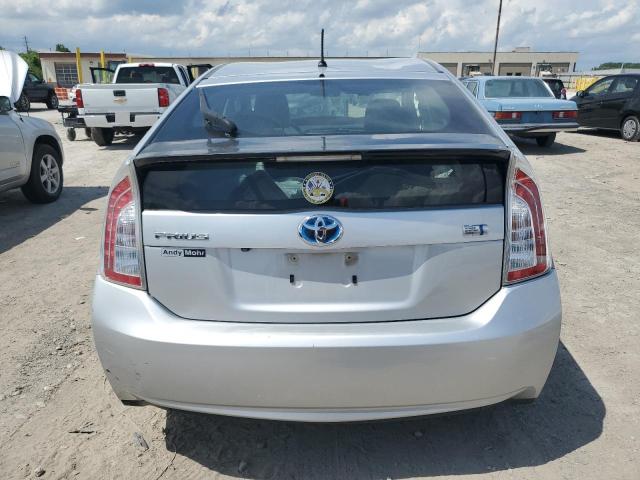 JTDKN3DU9F0443863 - 2015 TOYOTA PRIUS 银色 照片 6