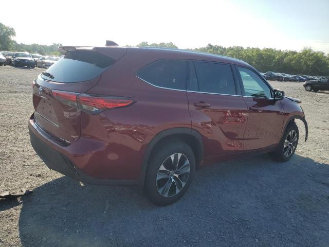 5TDHZRBH0LS509555 - 2020 TOYOTA HIGHLANDER XLE RED photo 3