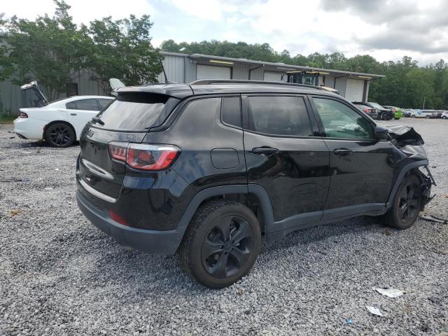 3C4NJCBB5JT407805 - 2018 JEEP COMPASS LATITUDE Սև լուսանկար 3