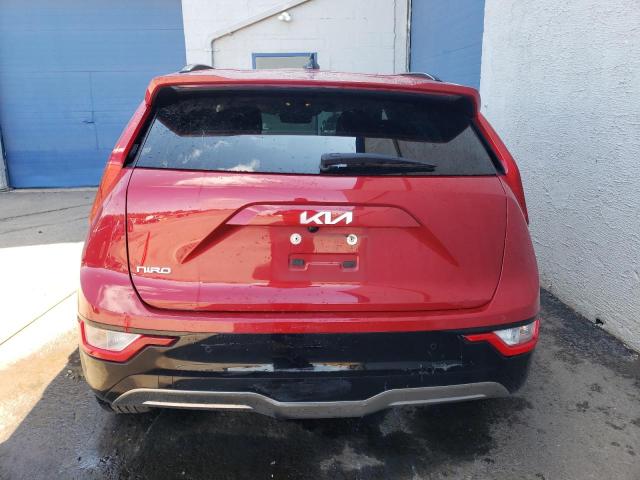 KNDCR3L13P5050929 - 2023 KIA NIRO WIND MAROON photo 6