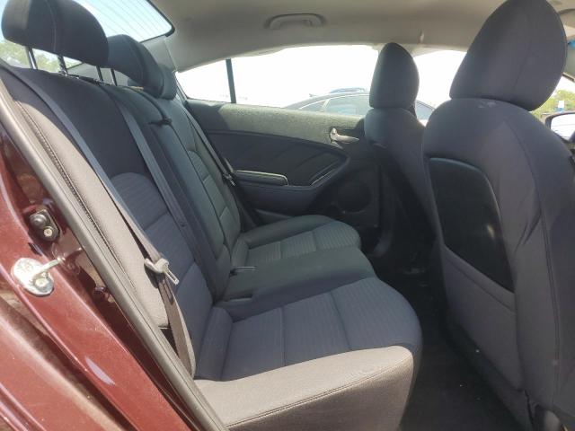 3KPFL4A72JE175234 - 2018 KIA FORTE LX Bənövşəyi foto 10