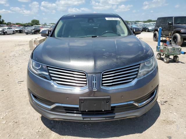 2LMPJ8LPXHBL15627 - 2017 LINCOLN MKX RESERVE Մոխրագույն լուսանկար 5