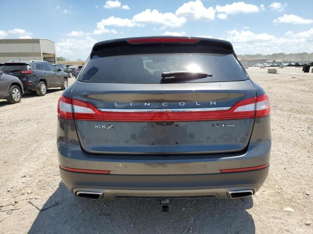2LMPJ8LPXHBL15627 - 2017 LINCOLN MKX RESERVE Մոխրագույն լուսանկար 6