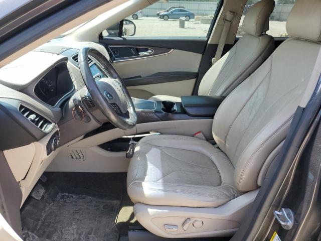 2LMPJ8LPXHBL15627 - 2017 LINCOLN MKX RESERVE Մոխրագույն լուսանկար 7