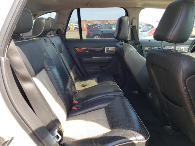 2LMDU88C88BJ17807 - 2008 LINCOLN MKX AWD თეთრი ფოტო 10