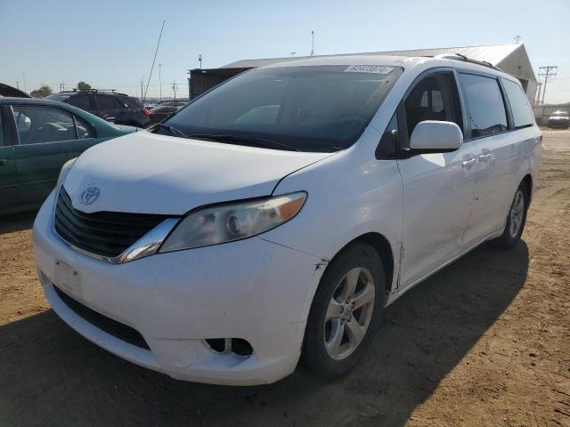 5TDKK3DC3CS187521 - 2012 TOYOTA SIENNA LE WHITE photo 1