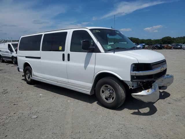 1GAZG1FA0D1156444 - 2013 CHEVROLET EXPRESS G3 LT თეთრი ფოტო 4