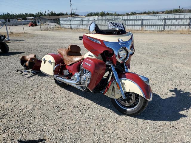 56KTRAAA9F3326249 - 2015 INDIAN MOTORCYCLE CO. ROADMASTER TWO TONE photo 1