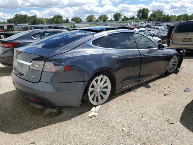 5YJSA1E29JF244223 - 2018 TESLA MODEL S Մոխրագույն լուսանկար 3