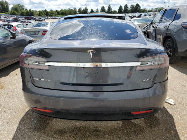 5YJSA1E29JF244223 - 2018 TESLA MODEL S Մոխրագույն լուսանկար 6