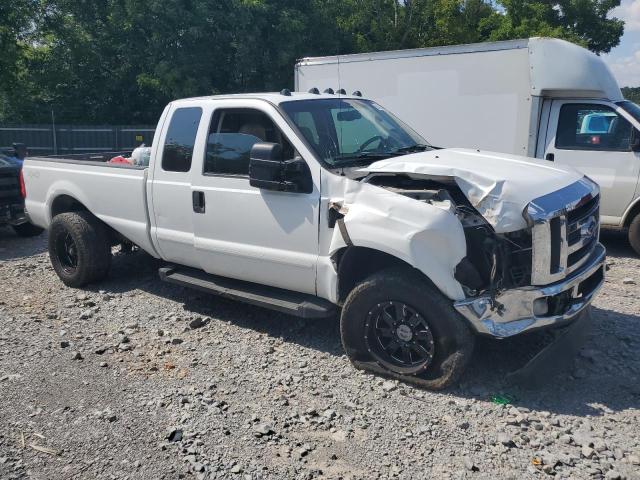 1FTSX21R18EC27242 - 2008 FORD F250 SUPER DUTY WHITE photo 4