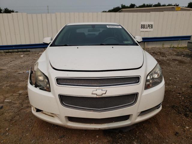 1G1ZH57B394231509 - 2009 CHEVROLET MALIBU 1LT WHITE photo 5