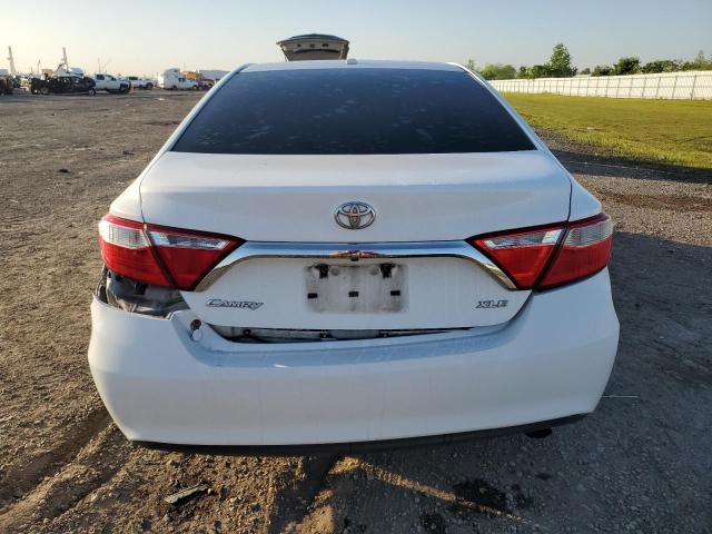 4T1BF1FK8FU979964 - 2015 TOYOTA CAMRY LE WHITE photo 6