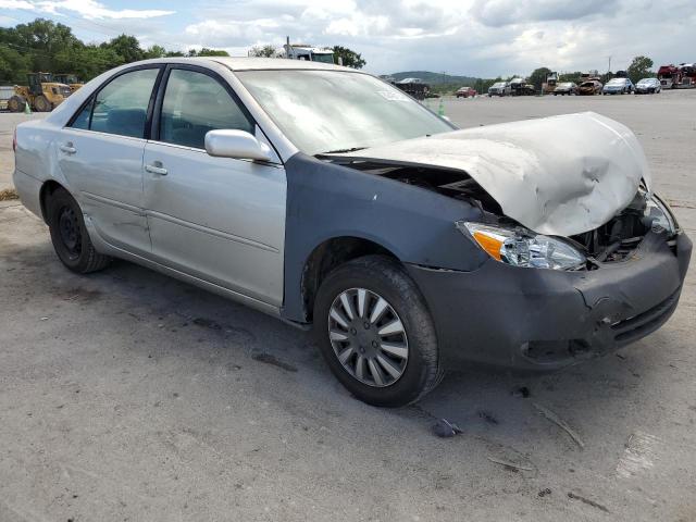 4T1BE32K94U832585 - 2004 TOYOTA CAMRY LE SILVER photo 4