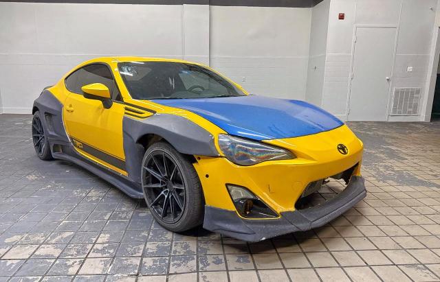 JF1ZNAA17F8706971 - 2015 TOYOTA SCION FR-S YELLOW photo 1