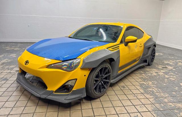 JF1ZNAA17F8706971 - 2015 TOYOTA SCION FR-S YELLOW photo 2