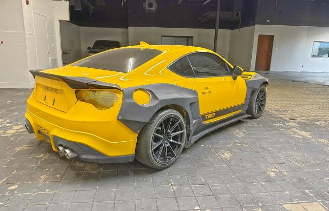 JF1ZNAA17F8706971 - 2015 TOYOTA SCION FR-S YELLOW photo 4