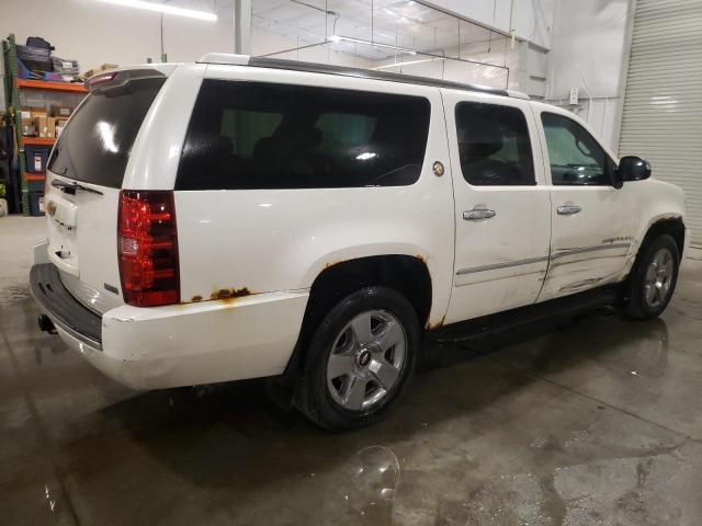 1GNUKKE34AR274879 - 2010 CHEVROLET SUBURBAN K1500 LTZ WHITE photo 3