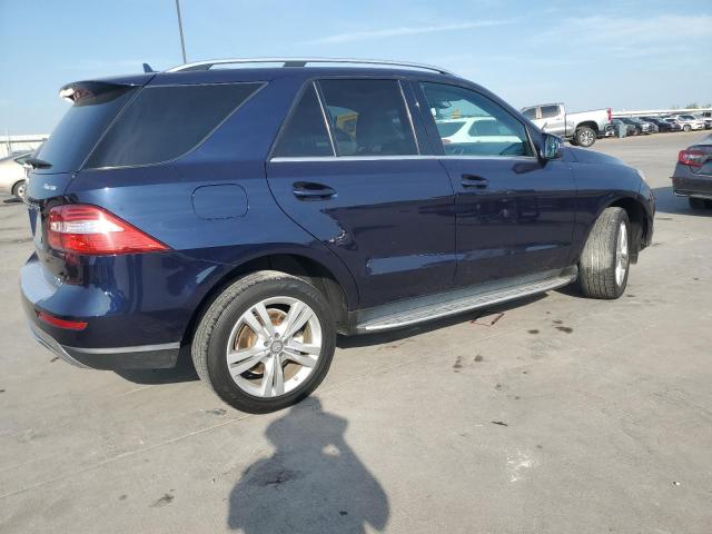 4JGDA5HB9DA252083 - 2013 MERCEDES-BENZ ML 350 4MATIC BLUE photo 3