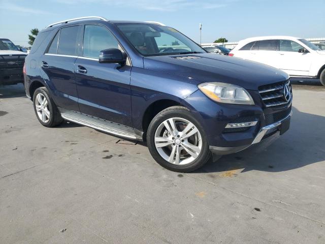 4JGDA5HB9DA252083 - 2013 MERCEDES-BENZ ML 350 4MATIC BLUE photo 4